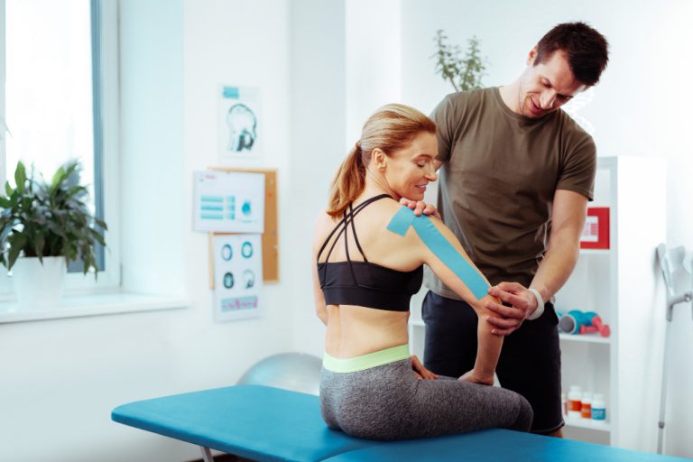 What Are the Benefits of Home Physiotherapy in Manchester?